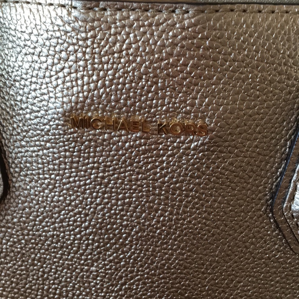 Gold Michael Kors tote - Picture 2 of 5